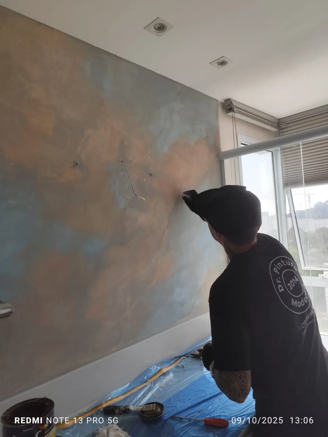 Execução de pintura decorativa